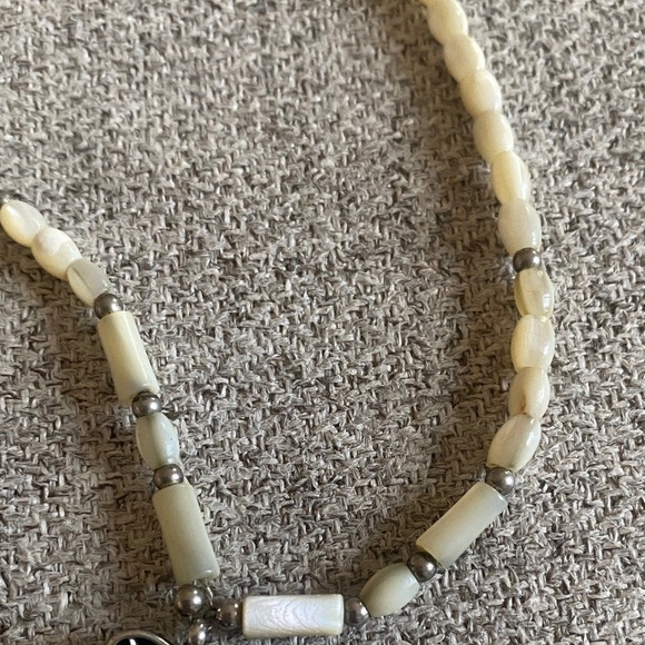 Vintage Sterling Silver Mother of Pearl Necklace & Bracelet Set - Picture 6 of 8